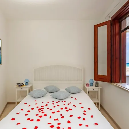 Apartmán Fronte Mare Conturrana *